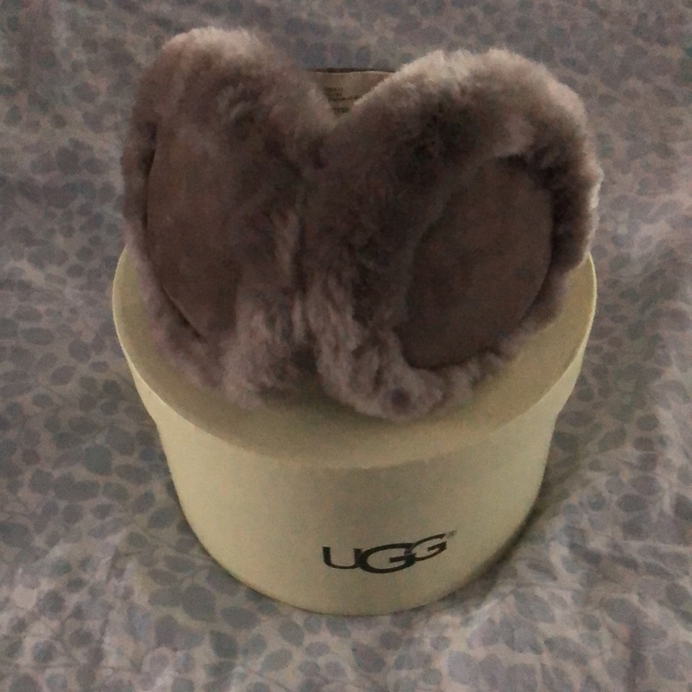 NWT!  UGG Earmuffs